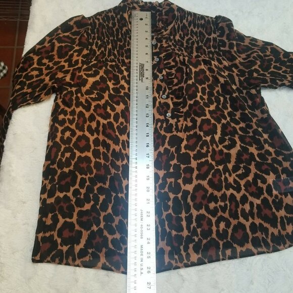 NEW J.Crew Smocked Popover Top in Leopard Crinkle - Picture 7 of 9